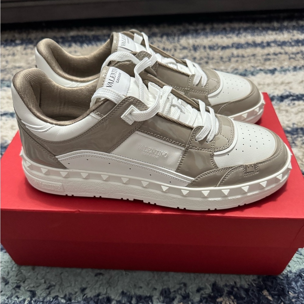 Valentino Garavani Freedots Patent Leather Sneaker
